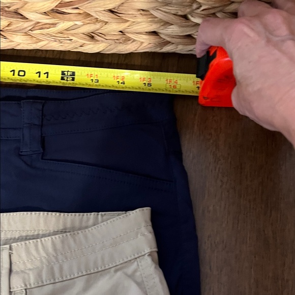 Women's Eddie Bauer short $12 each or discount for multiple purchase - Picture 8 of 16